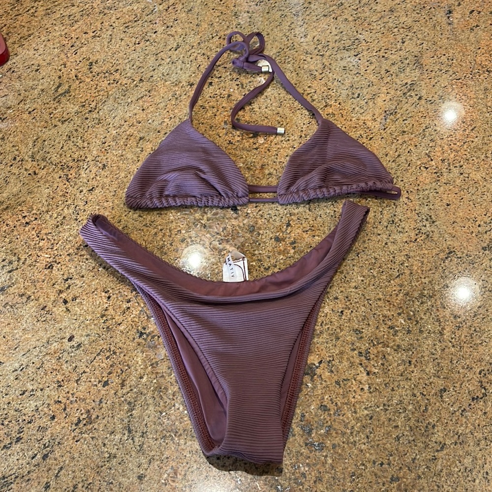 Vitamin A Gia Top and California High Leg Bottom Bikini